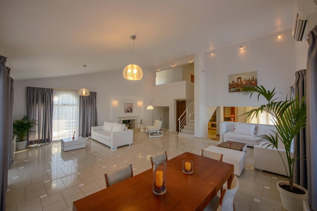 Andromeda Villa Agia Pelagia  Bilik gambar